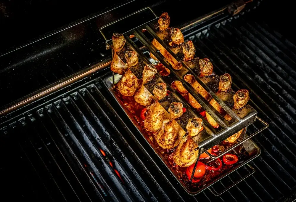Ile grillować kurczaka na grillu elektrycznym, aby nie był suchy?