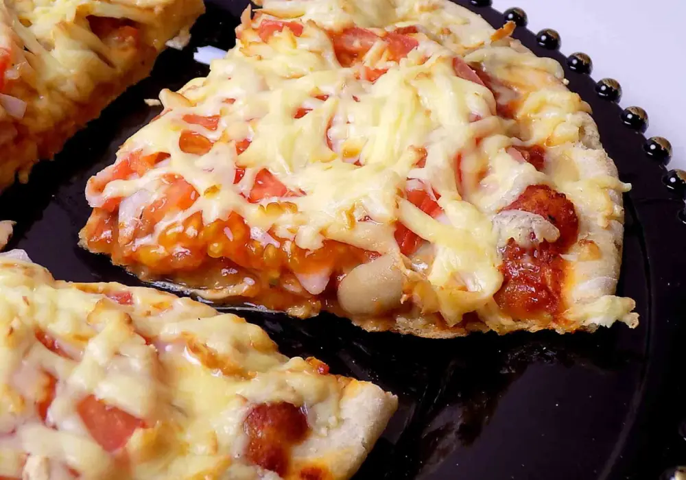 Szybka pizza w 15 minut - Jak zrobić ją w domu?
