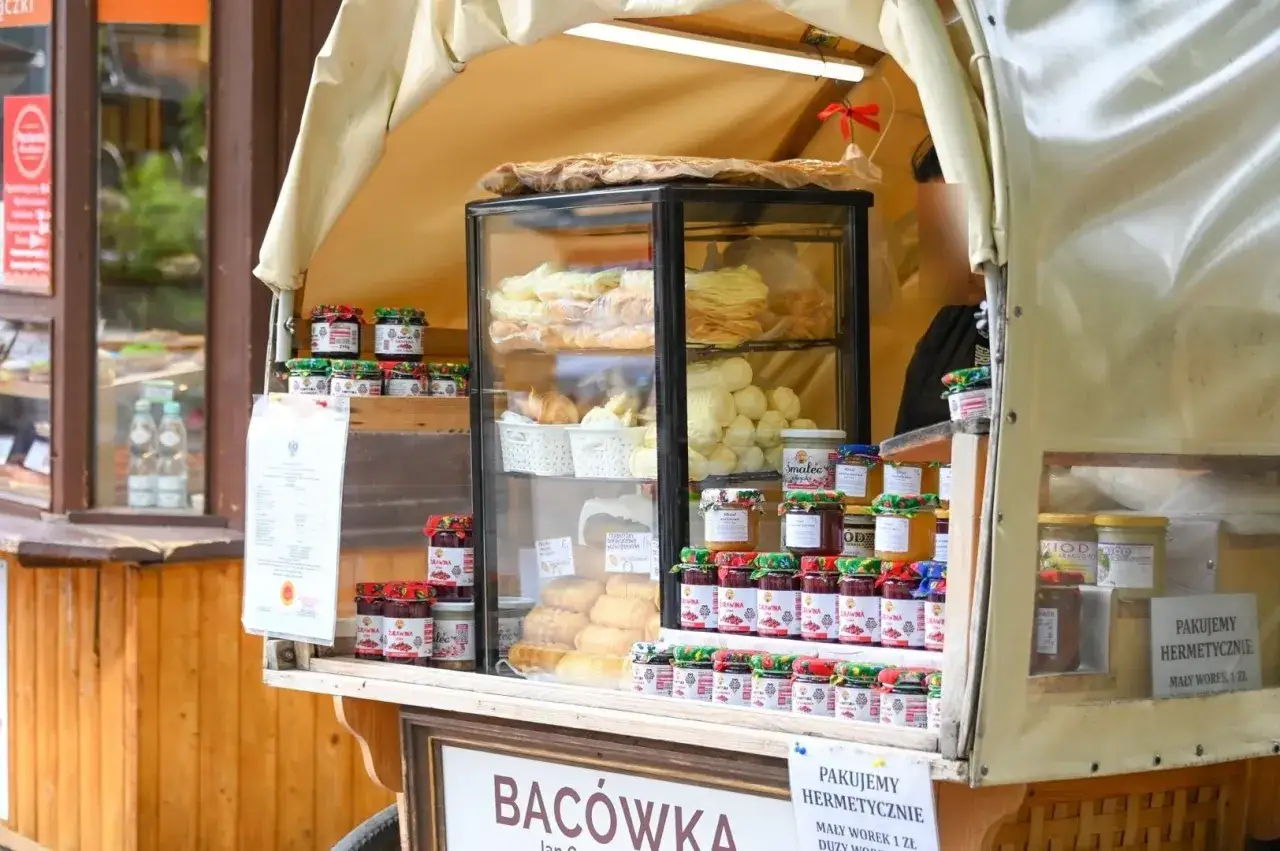 Zdjęcie Gdzie kupić oscypki w Krakowie? Najlepsze miejsca i porady