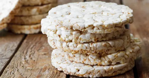 Wafle ryżowe - Kalorie, skład, dieta. Czy faktycznie są fit?
